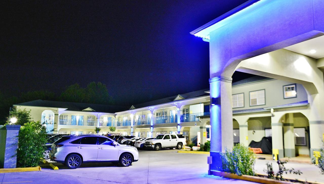 Scottish Inn And Suites Элвин Экстерьер фото